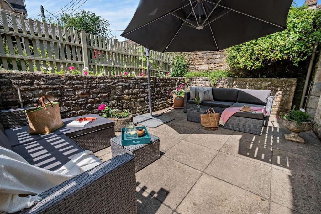 Spacious In The Centre Of Burford, Cotswolds Holiday home